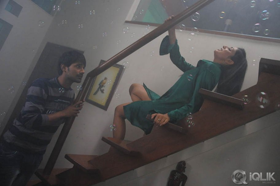 Abbai Class Ammayi Mass